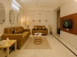 Hidden Gem - Fully Furnished 1BHK with Café Lights & Canopy, AC & Fast Wifi