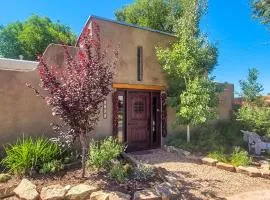 Rustic Adobe-Style Home with Hot Tub in Santa Fe