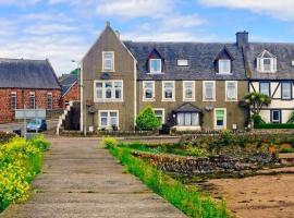 Loch Views Apartment Sleeps 2-Pets Ok-Free Parking