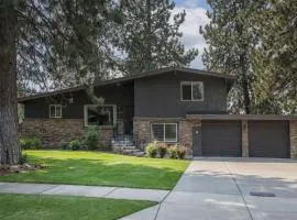 Bluebird Day - Brooks House