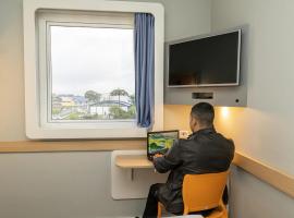 ibis budget Curitiba Aeroporto, hotel cerca de Aeropuerto internacional Afonso Pena - CWB, 