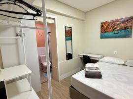 Quarto individual Vila Olimpia, hotel in Sao Paulo