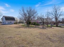 Just Like Home #15:Moore 5bd,4ba w/pool & hot tub, hôtel à Moore