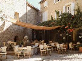 Le Moulin, Lourmarin, a Beaumier Hotel, מלון בלורמרן