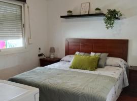 Habitaci&oacute;n 1 en piso compartido con acceso Zonas comunes, camping em Marbella