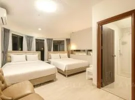 Heart Pool Villa Pattaya