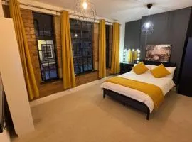 Downtown Loughborough Escape 3BR Flat for 6 Guests
