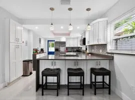 2BR Home Near Wilton Manors & Downtown
