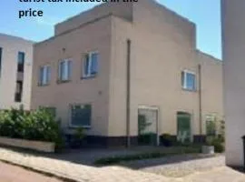 B&B luxury villa, free parking, close to the center