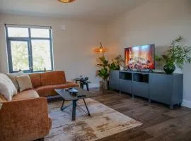 Riverside Dingle - Luxury Apt 2