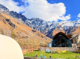 Kuro Glamping, κάμπινγκ πολυτελείας σε Kazbegi