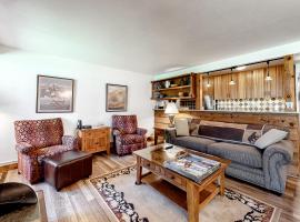 613 Tamarack, hotel in Moose Wilson Road