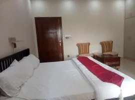 Family Guest House Rooms For Rent