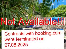 OASIS Penthouse - n o t - a v a i l a b l e, hotel in Koolbaai