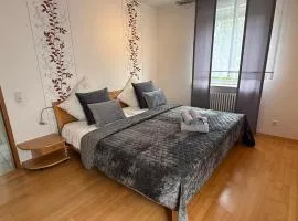 130 qm Apartment mit Garten und Stellplatz