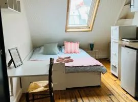 Charming Place 2 min from L'Arc de Triomphe