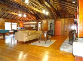 Beautiful Guest Cabin on Quiet Estate