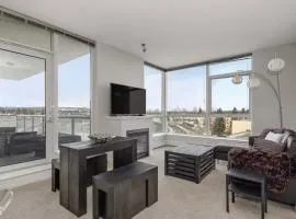 The Spruce Modern 2BR Condo with Pool & Parking