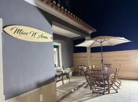 Mãos n'Areia