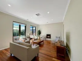 Classic Meets Modern in Central Wagga