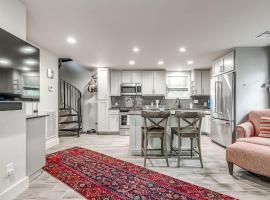 Cozy 1-Bedroom Retreat in Tulsa, hotel in Tulsa