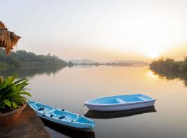 Mercure Goa Devaaya Resort, viešbutis mieste Senoji Goa
