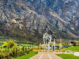 Remarkables Escape 5mins Ski Field 7mins Airport, hotel in Queenstown