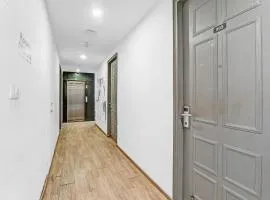 Super Townhouse 139 Ashiyana Smriti Upvan Near Emerald Mall Lucknow