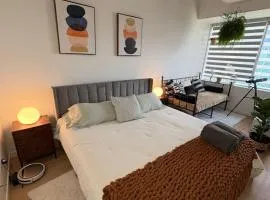 Studio Downtown , Rodgers Views, AC, Heated Free Underground Parking