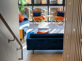 City Meets Bay I Resort Style I 4-Level I Rooftop, hotel v Melbourne
