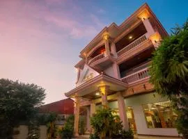 DV Angkor Villa
