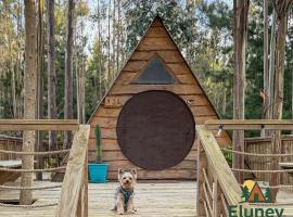 Glamping Eluney Bucalemu, Hotel in Paredones