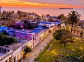 La Casa Rosada del Barrio Histórico