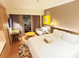 The Hotel Residences at Acqua