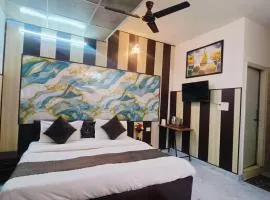Hotel Mannat - Near Thyagaraj Sports Complex