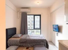 Beranda Studio Apartment at Sky House Alam Sutera