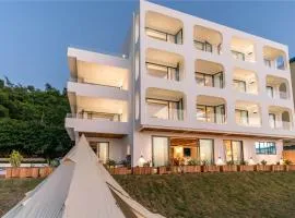 Miyue · ShenZhen Monemvasia Sea View Resort