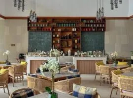 Alima ARQ Beach Resort