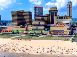 Tropicana Casino and Resort, hotel with jacuzzis in Atlantic City