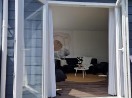 Chalet 231, Hotel in Petten