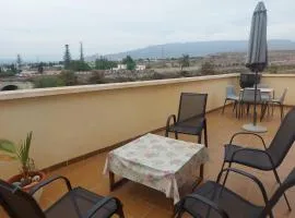 Ático Alborania I con gran terraza, aparcamiento, vistas al valle, entre el mar y el desierto