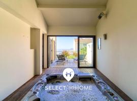 SELECT'soHOME - Villa pour 8 personnes avec jacuzzi, vue mer et parking au coeur du Lavandou ! - VILLA MOUN PANTAI, hotel v destinaci Le Lavandou