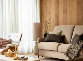 Isard Homes by Select Rentals