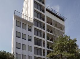 WH Bassac Residence, hotel in Phnom Penh