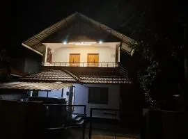 Nickiesnest munroe island kollam