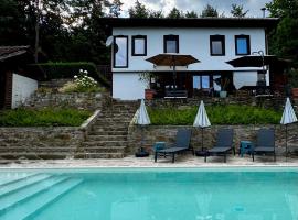 Vista Verde - Private house with 3 bedrooms & 3 bathrooms、オレシャクのホテル