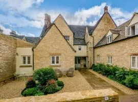 1 bed property in Tetbury 79151