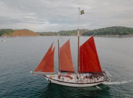 Sjostrom, boat in Ban Ko En