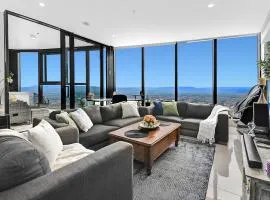 Sky-High Villa with Wide Ocean Views - Pet Friendly