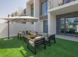 Frank Porter - Nara, The Valley